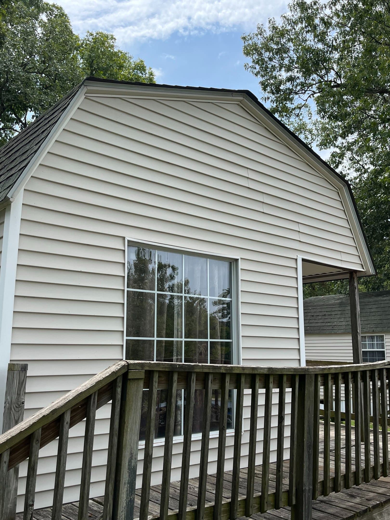 Chalet tucked in among the trees